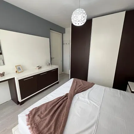 Apartment Noemi Tirana